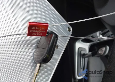 2016 Ford Fiesta Se z USA, uszkodzony, nr VIN 3FADP4BJ8GM141826